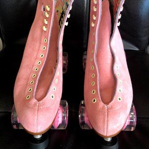 Moxi Lolly Skates Size 9 Strawberry